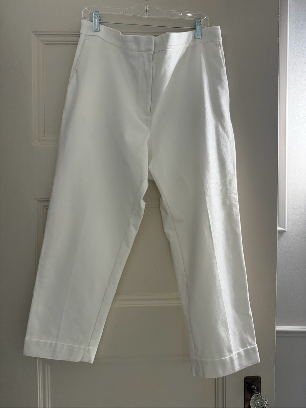 Ann Taylor White Cropped Straight-Leg Pants - 16 Curvy